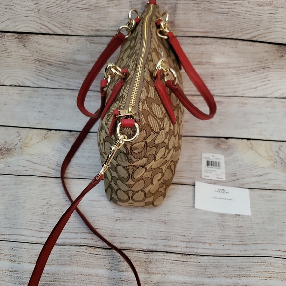 SOLD......COACH- Small Kelsey Satchel In Signature Jacquard - Picture 4 of 14